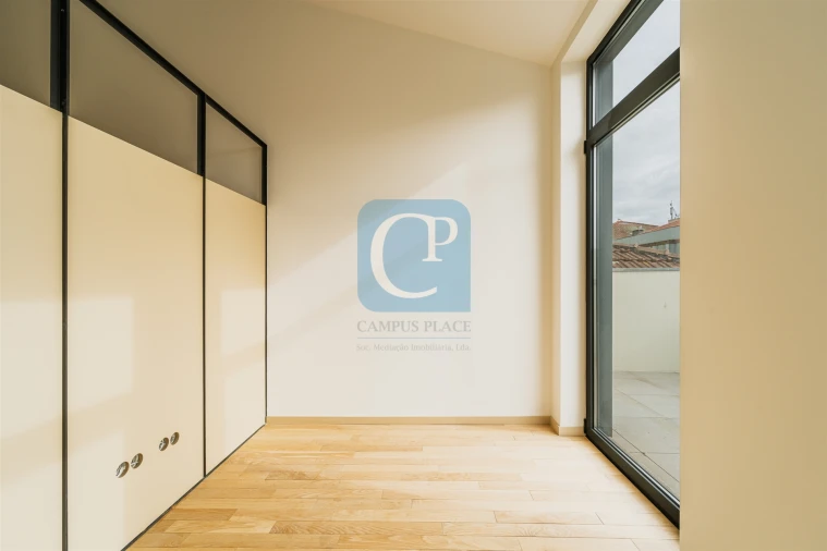 Apartamento T1 para Venda em Cedofeita, Santo Ildefonso, Sé, Miragaia, São Nicolau e Vitória Foto 15