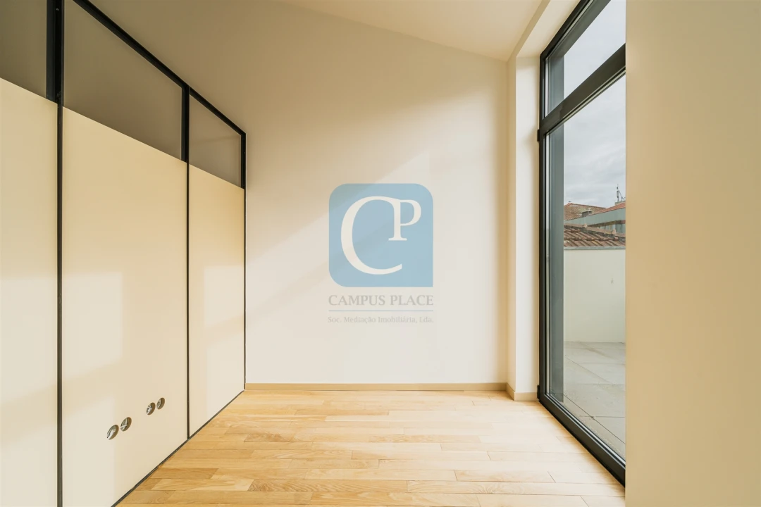 Apartamento T1 para Venda em Cedofeita, Santo Ildefonso, Sé, Miragaia, São Nicolau e Vitória Foto 15