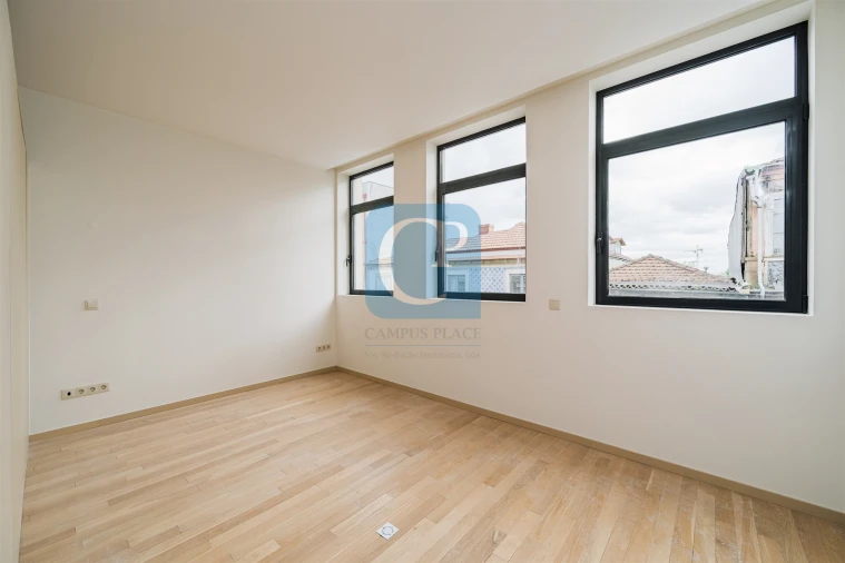 Apartamento T1 para Venda em Cedofeita, Santo Ildefonso, Sé, Miragaia, São Nicolau e Vitória Foto 12