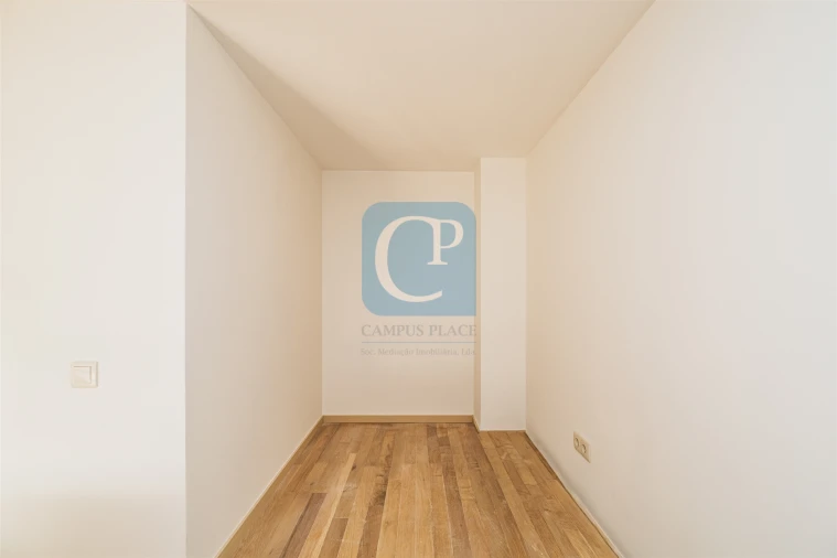 Apartamento T1 para Venda em Cedofeita, Santo Ildefonso, Sé, Miragaia, São Nicolau e Vitória Foto 4