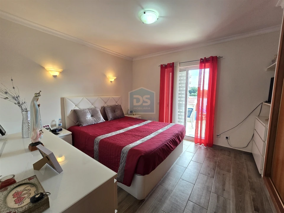 Moradia T2 para Venda em Albufeira e Olhos de Água Foto 35