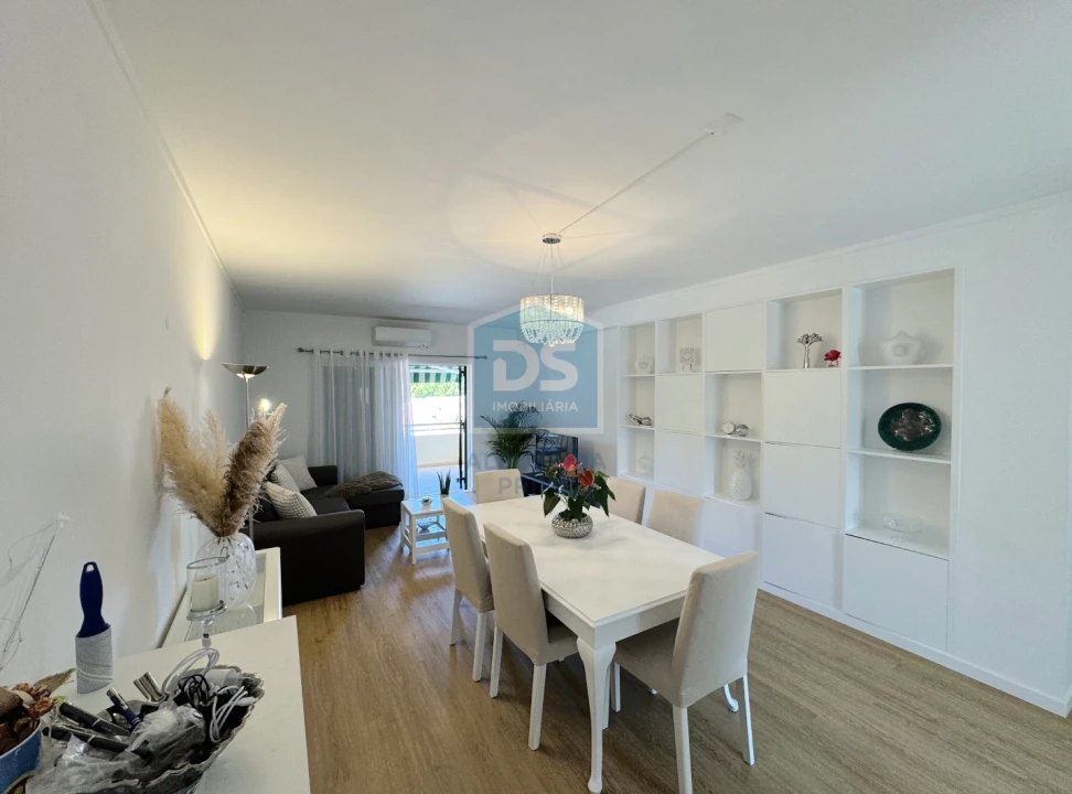 Apartamento T2 para Venda em Quarteira Foto 6