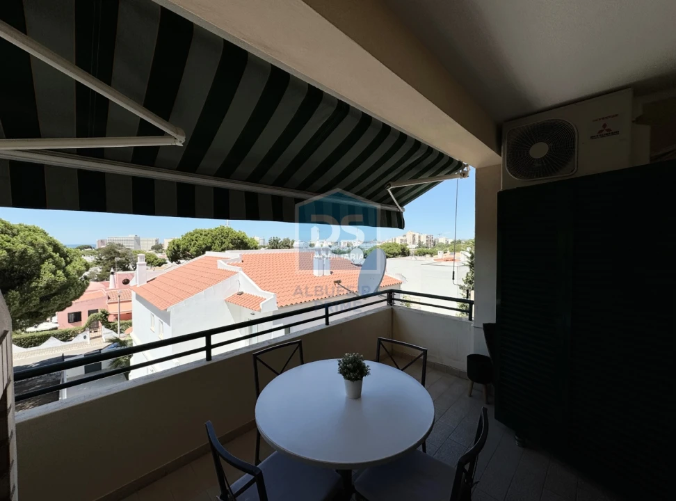 Apartamento T2 para Venda em Quarteira Foto 17