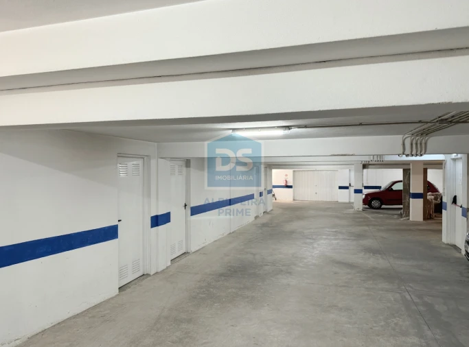 Apartamento T2 para Venda em Quarteira Foto 39