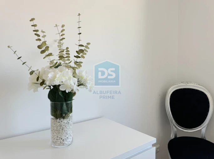 Apartamento T2 para Venda em Quarteira Foto 10