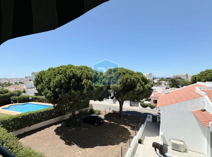 Apartamento T2 para Venda em Quarteira Foto 37