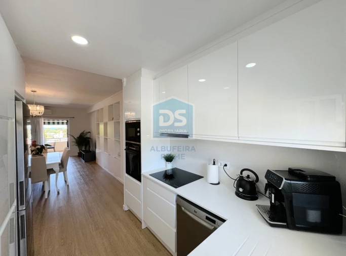 Apartamento T2 para Venda em Quarteira Foto 25