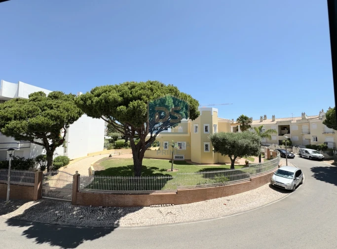 Apartamento T2 para Venda em Quarteira Foto 22