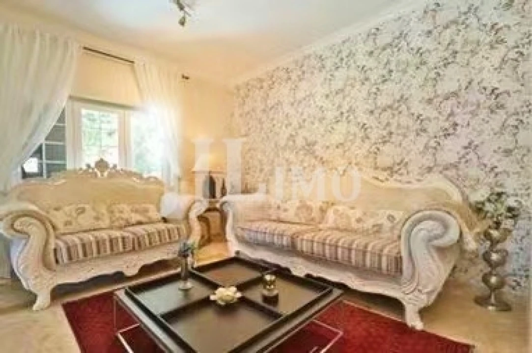 Moradia T3 para Arrendamento em Alcabideche Foto 8