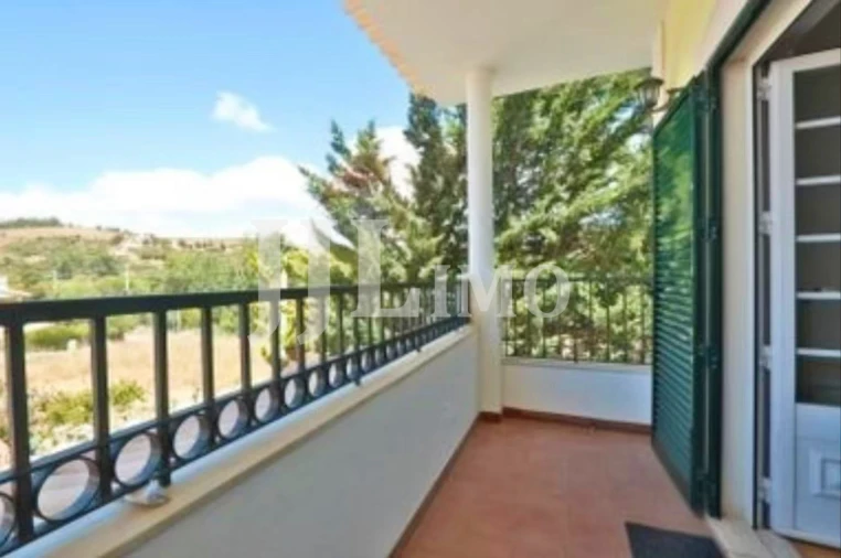 Moradia T3 para Arrendamento em Alcabideche Foto 14