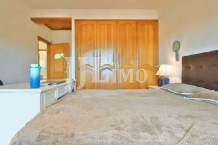 Moradia T3 para Arrendamento em Alcabideche Foto 11