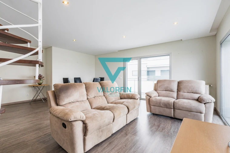 Apartamento T3 para Venda em Leiria, Pousos, Barreira e Cortes Foto 4