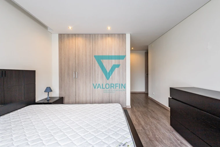 Apartamento T3 para Venda em Leiria, Pousos, Barreira e Cortes Foto 18