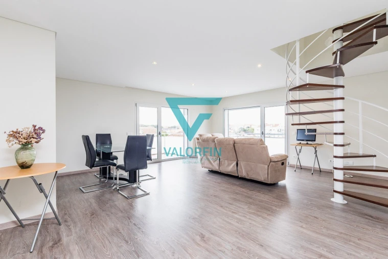 Apartamento T3 para Venda em Leiria, Pousos, Barreira e Cortes Foto 2