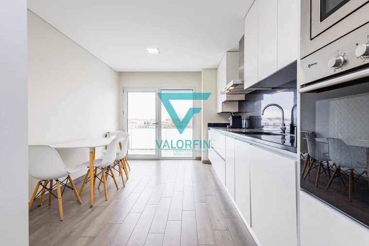 Apartamento T3 para Venda em Leiria, Pousos, Barreira e Cortes Foto 6