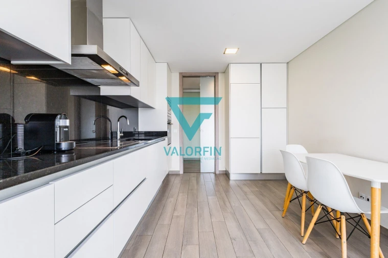 Apartamento T3 para Venda em Leiria, Pousos, Barreira e Cortes Foto 7