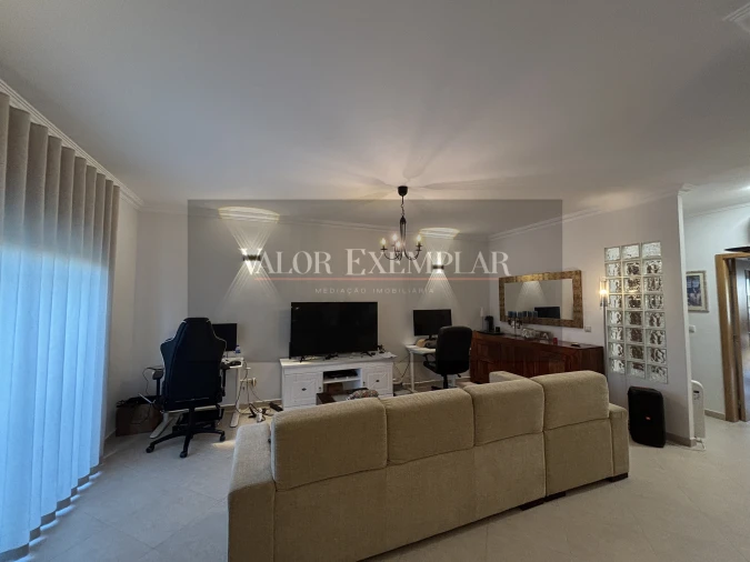 Moradia T4 para Venda em São Francisco Foto 4