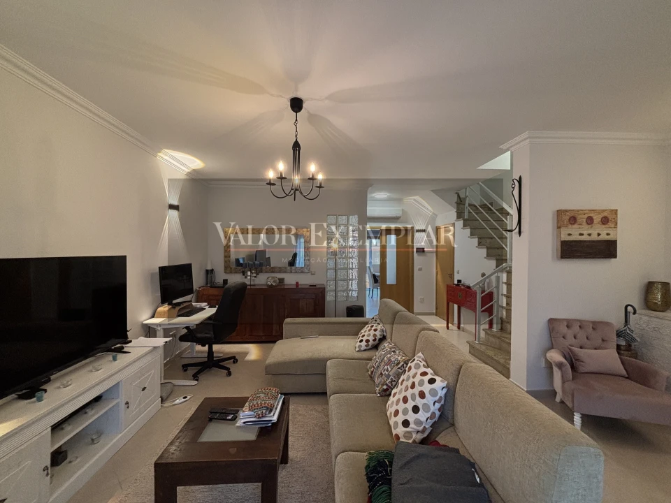 Moradia T4 para Venda em São Francisco Foto 3