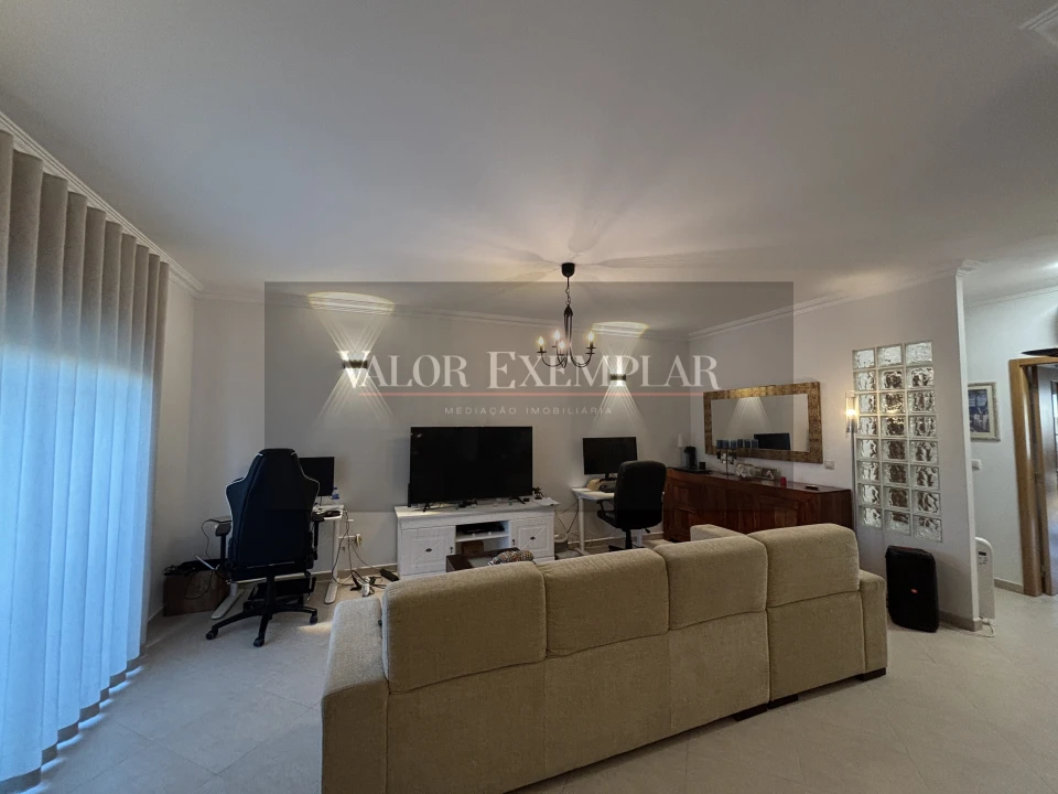 Moradia T4 para Venda em São Francisco Foto 4