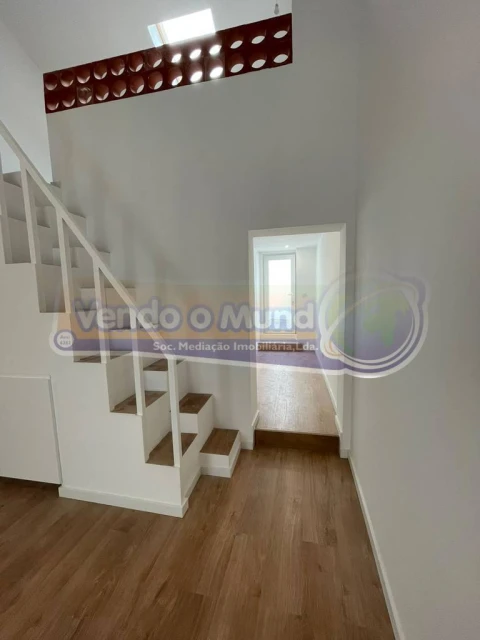 Moradia T1 para Venda em Cabeção