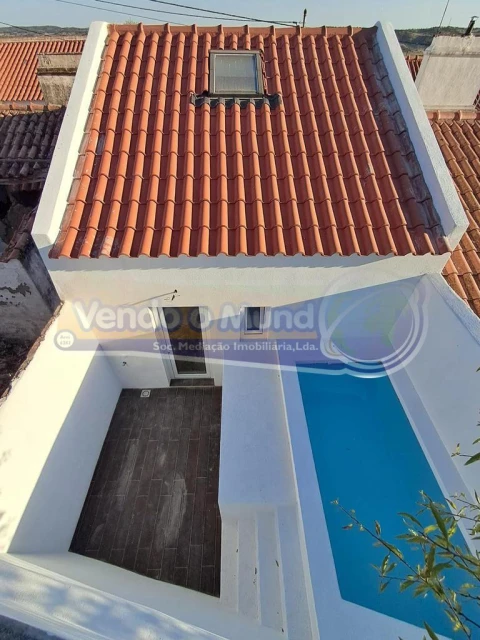 Moradia T1 para Venda em Cabeção