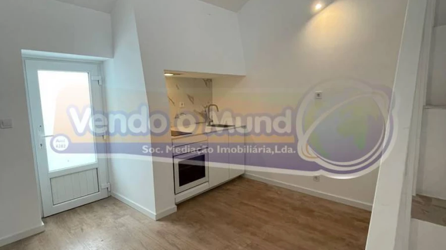 Moradia T1 para Venda em Cabeção
