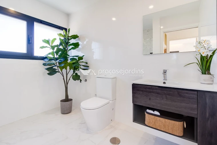 Apartamento T2 para Venda em Caranguejeira Foto 4