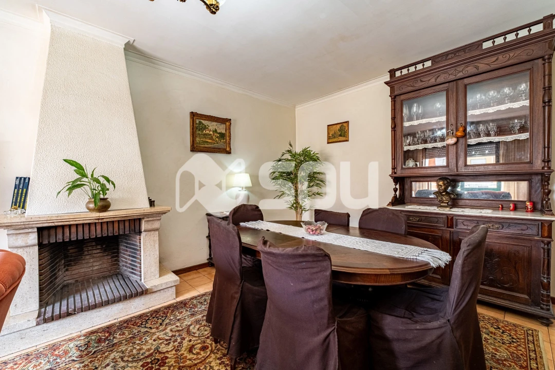 Apartamento T3 para Venda em Vilar de Andorinho Foto 6