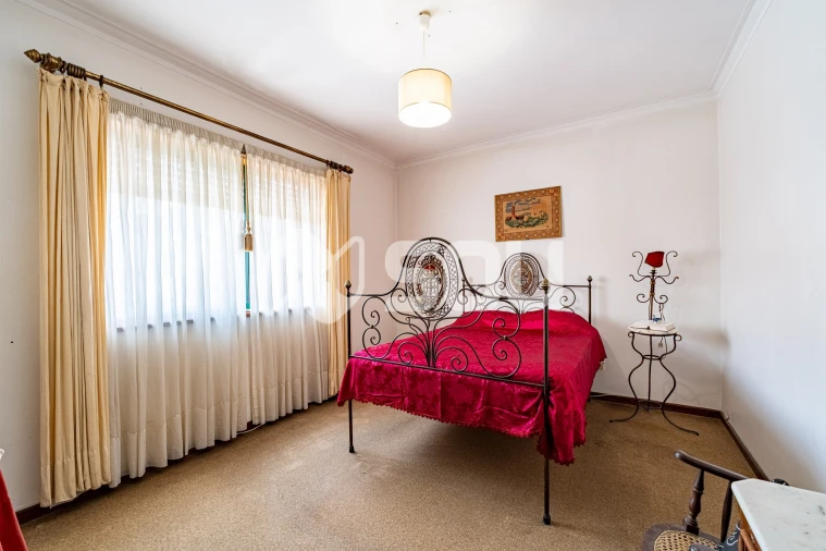 Apartamento T3 para Venda em Vilar de Andorinho Foto 17