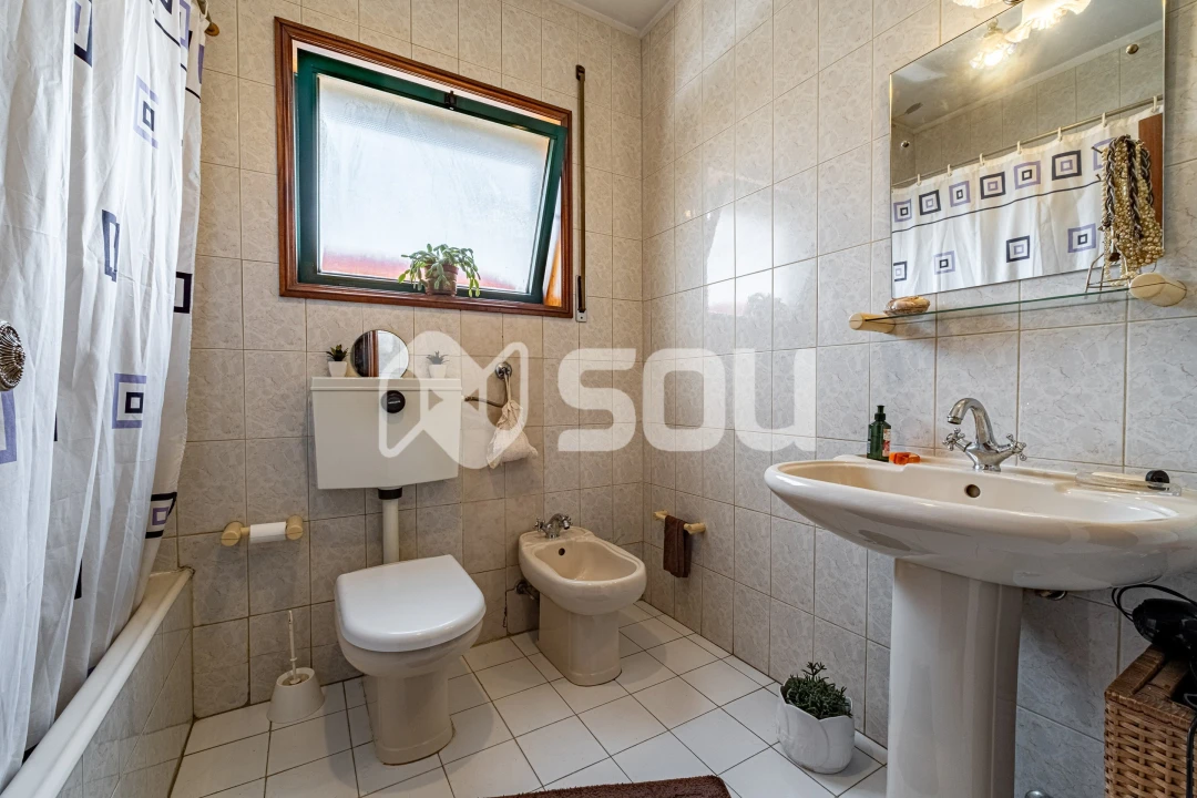 Apartamento T3 para Venda em Vilar de Andorinho Foto 19