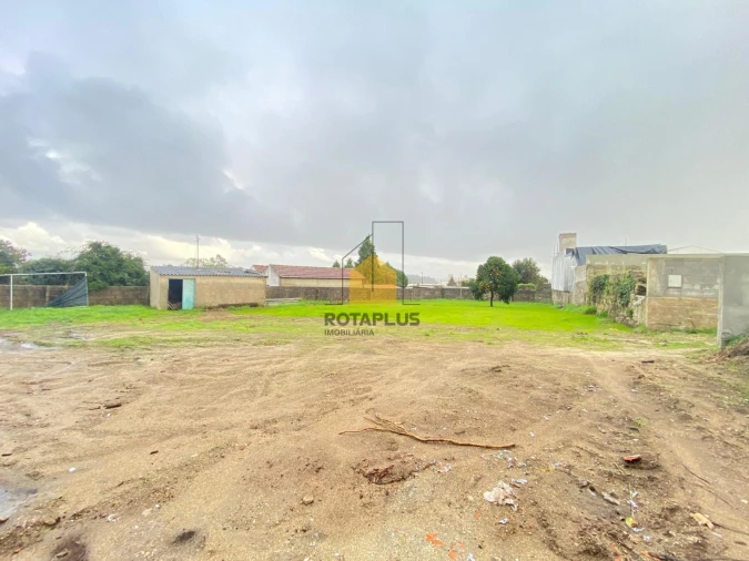 Moradia T4 para Venda em Castêlo da Maia Foto 3