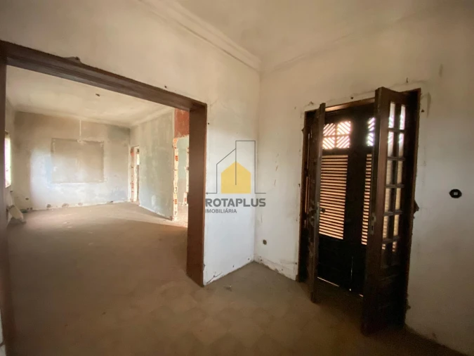 Moradia T4 para Venda em Castêlo da Maia Foto 11