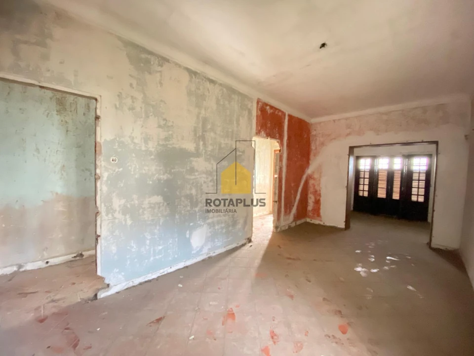 Moradia T4 para Venda em Castêlo da Maia Foto 13