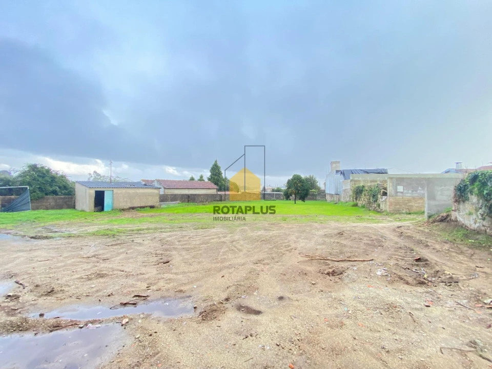 Moradia T4 para Venda em Castêlo da Maia Foto 5