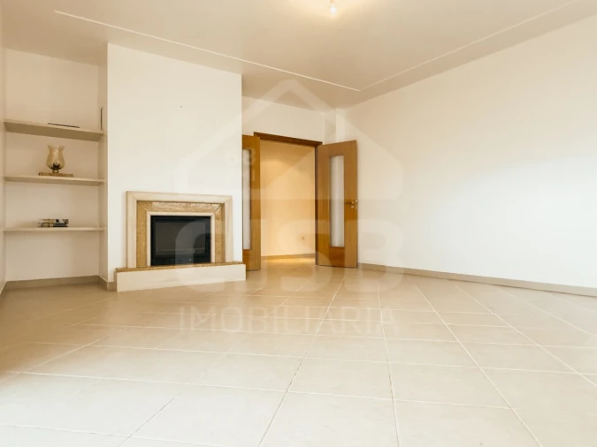 Apartamento T2 para Venda em Nossa Sra de Fatima Foto 3