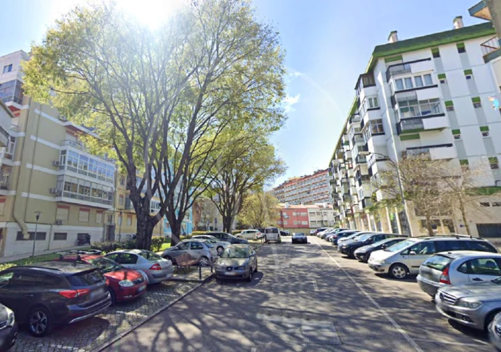 Apartamento T3 para Venda em Benfica Foto 11