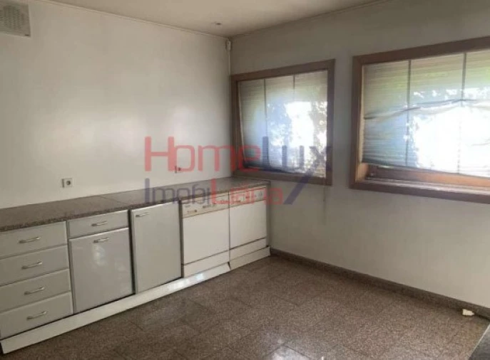 Moradia T4 para Venda em Azurem Foto 18