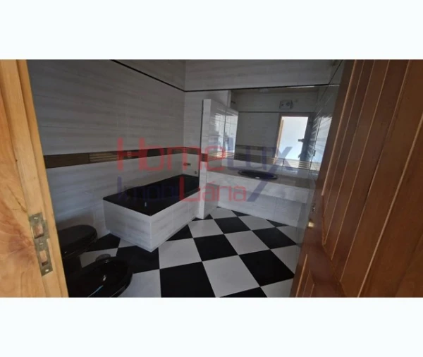 Moradia T4 para Venda em Azurem Foto 13