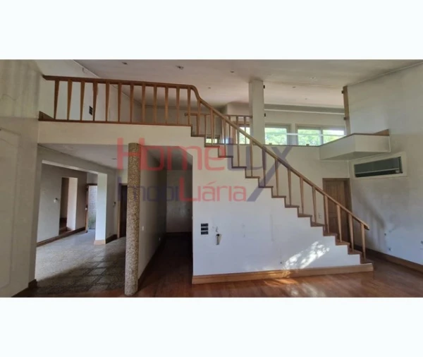 Moradia T4 para Venda em Azurem Foto 30