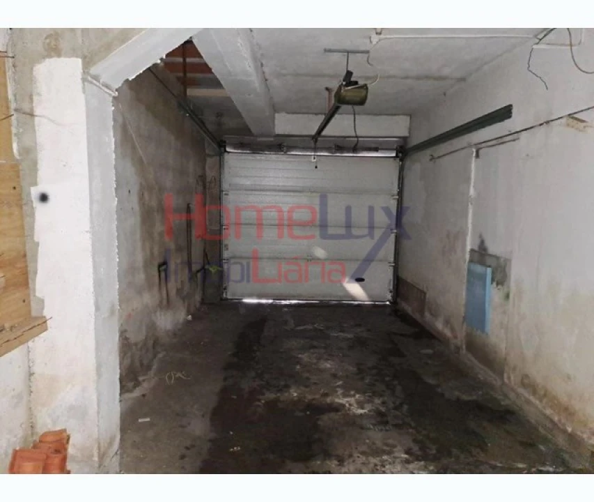 Moradia T4 para Venda em Sé, Santa Maria e Meixedo Foto 4