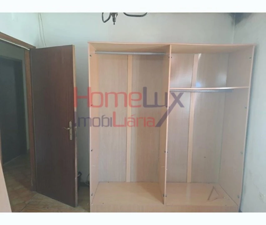 Moradia T4 para Venda em Sé, Santa Maria e Meixedo Foto 9