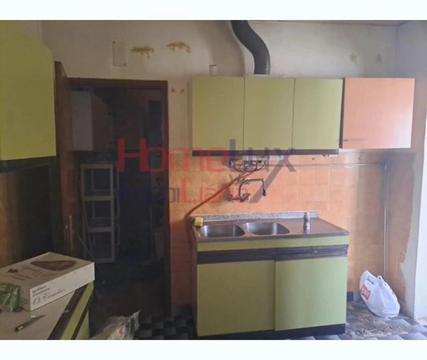 Moradia T4 para Venda em Sé, Santa Maria e Meixedo Foto 2