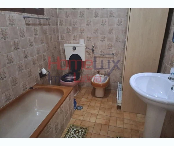 Moradia T4 para Venda em Sé, Santa Maria e Meixedo Foto 5