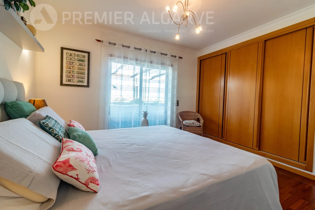 Apartamento T3 para Venda em Montenegro Foto 19