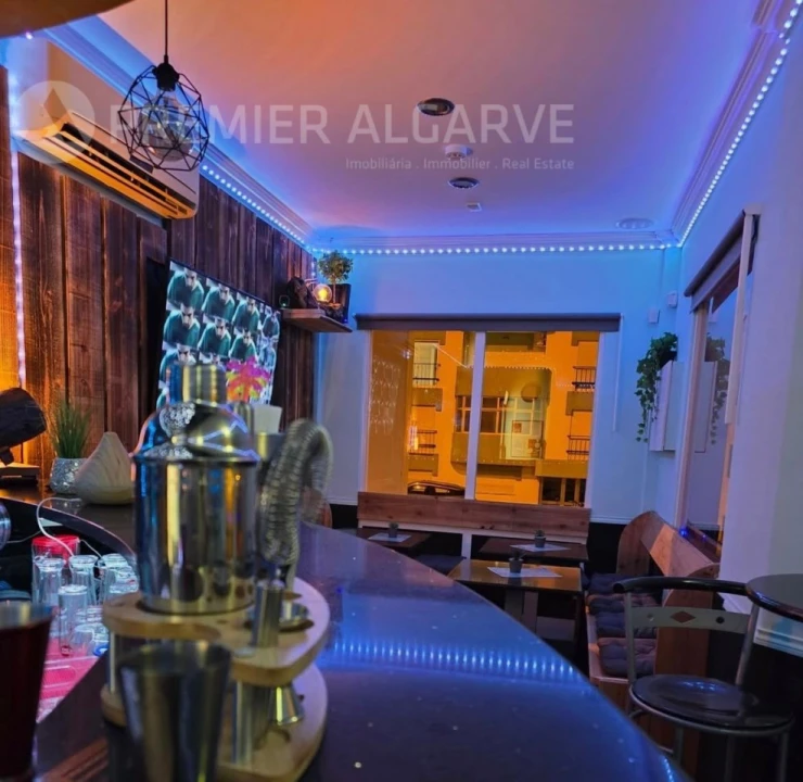 Loja para Venda em Quarteira Foto 2