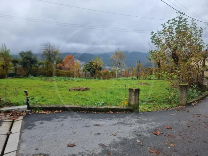 Terreno para Venda em Salvador e Santo Aleixo de Além-Tâmega Foto 2