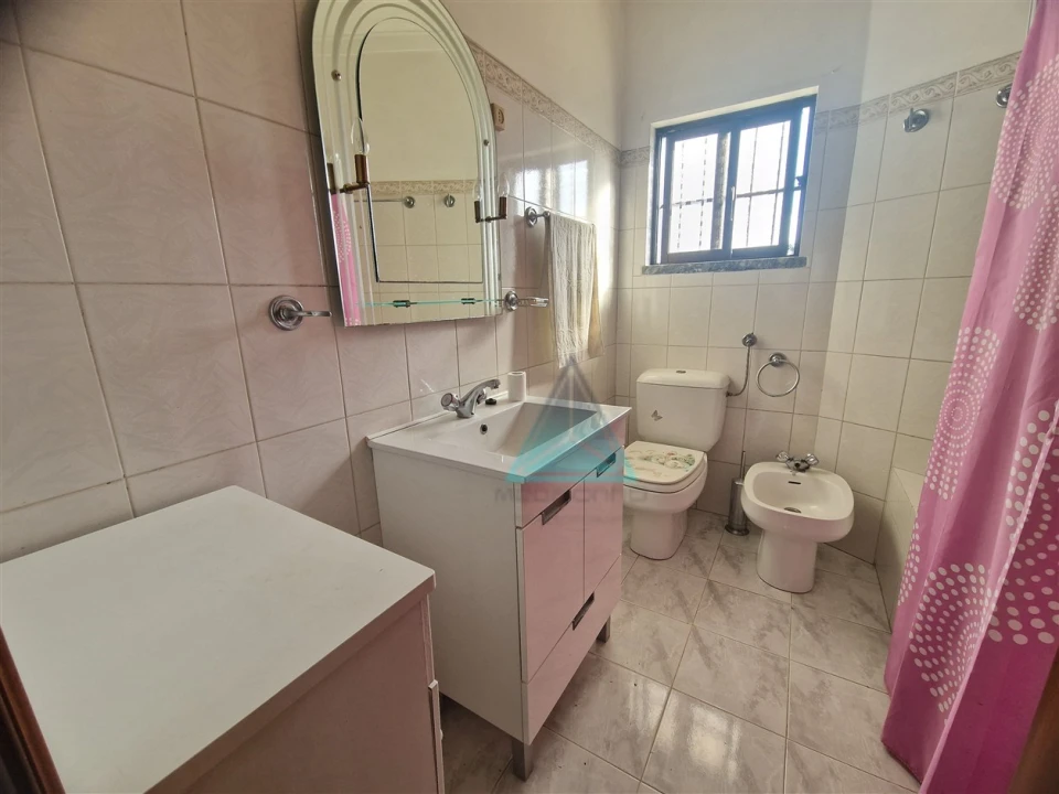 Moradia T5 para Arrendamento em Fernao Ferro Foto 13