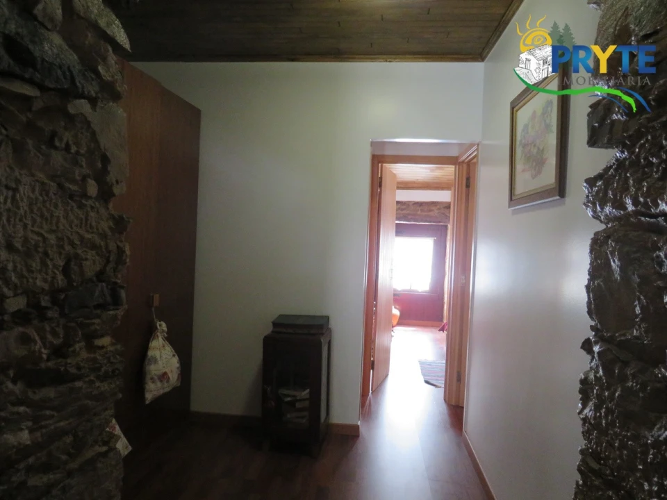 Moradia T3 para Venda em Sobreira Formosa e Alvito da Beira Foto 13