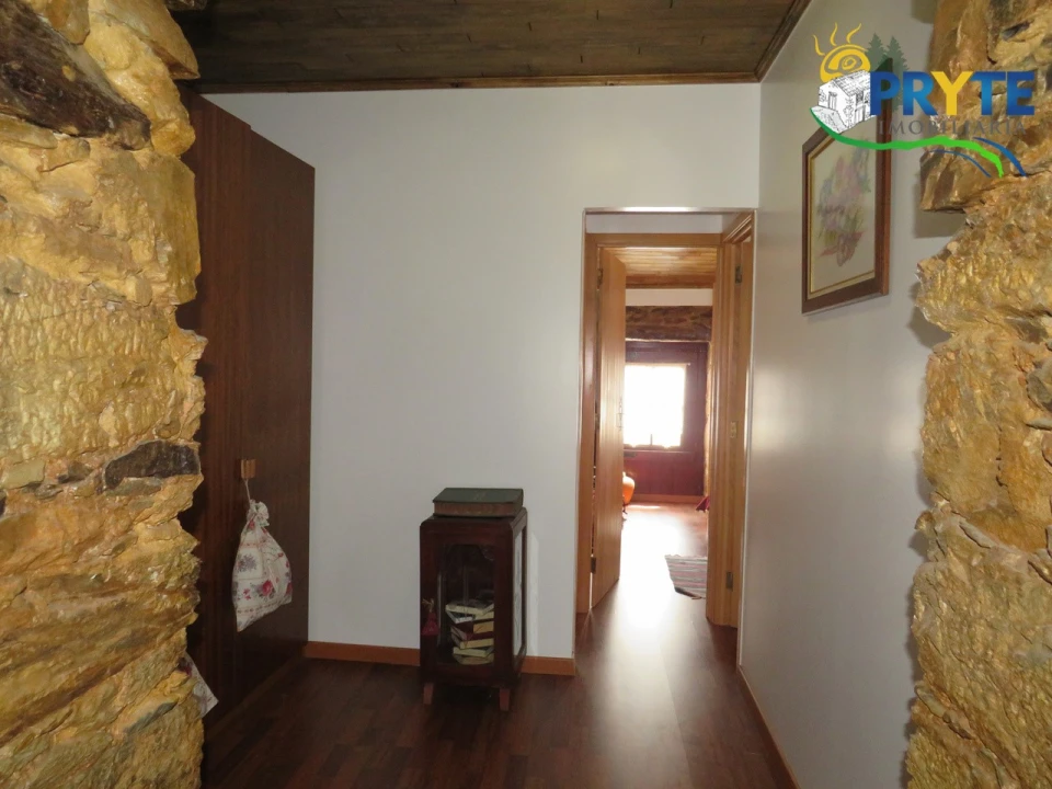 Moradia T3 para Venda em Sobreira Formosa e Alvito da Beira Foto 14