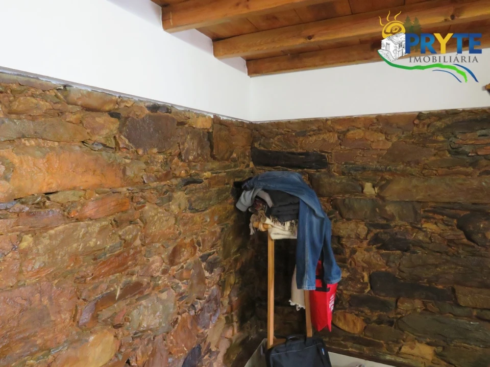 Moradia T3 para Venda em Sobreira Formosa e Alvito da Beira Foto 21